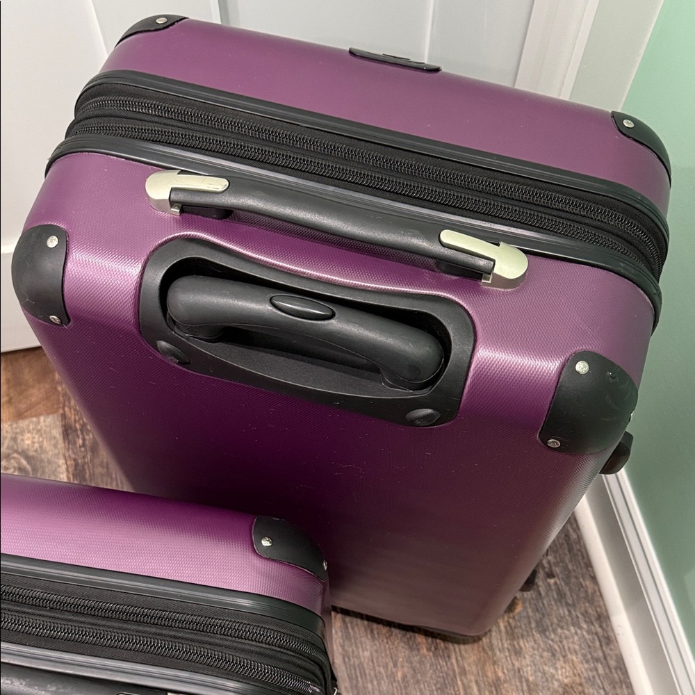 2 Piece Set Of Heys Hardside Spinner Luggage In Purple. Carry On And Checked Bag - Picture 10 of 16